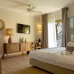Casa Santini X Roc Seven Otel