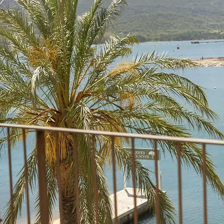 Casa Santini X Roc Seven Hotel 4*