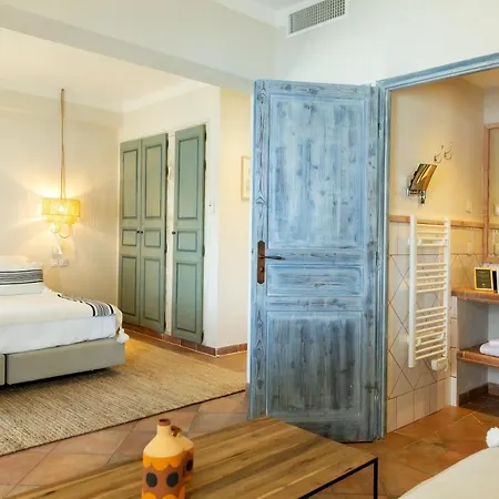 Casa Santini X Roc Seven 4*