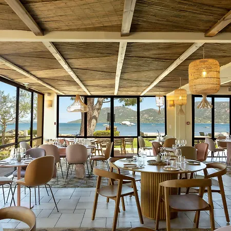 Hotel Casa Santini X Roc Seven 4*